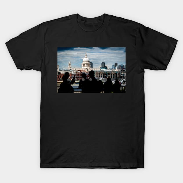 London and St Paul's T-Shirt by RJDowns